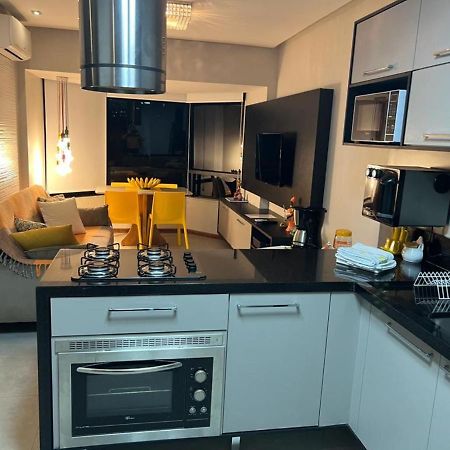 Excelente Localizacao Na Barra -Climatizado-Garagem Apartment Салвадор Екстериор снимка