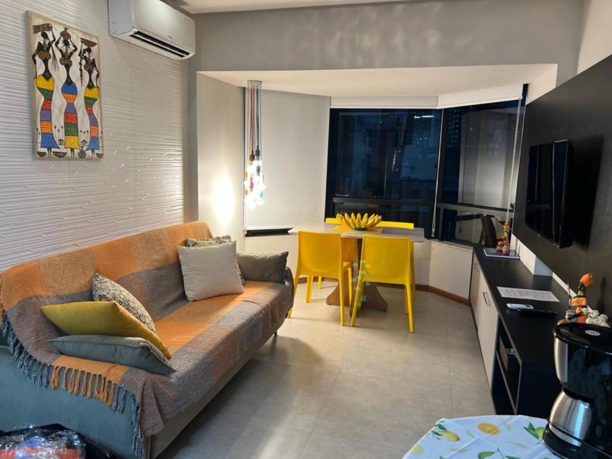 Excelente Localizacao Na Barra -Climatizado-Garagem Apartment Салвадор Екстериор снимка